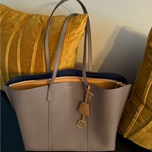 “SOLD” Tory Burch Perry Triple Compartment Large Tote